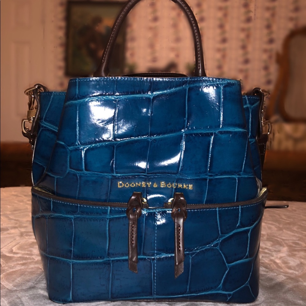 Dooney & Bourke Blue Leather Bag